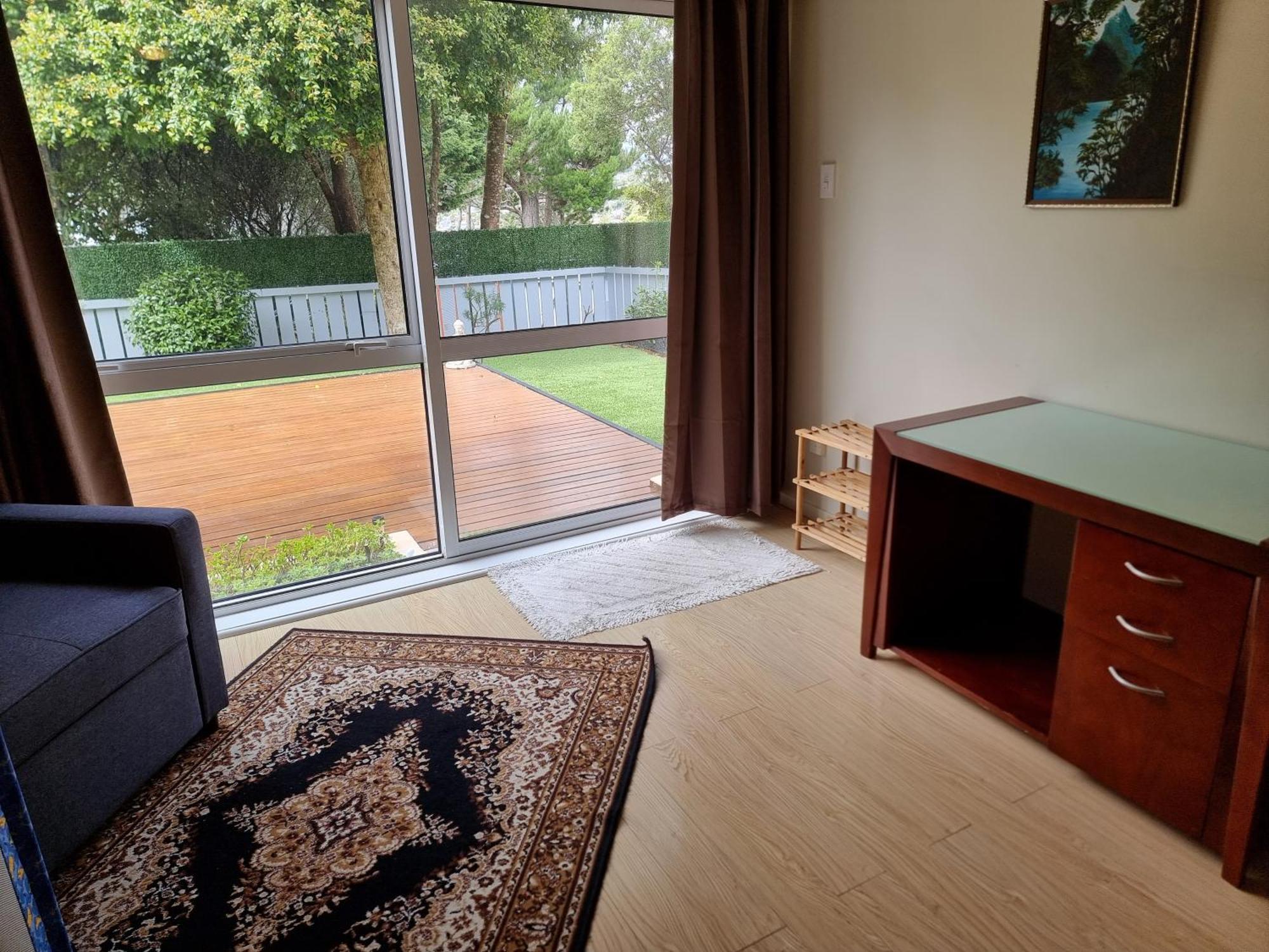 Entire Ground Floor With Full-Privacy And Family-Friendly Popular To Ferry Catchers Wellington Exterior photo